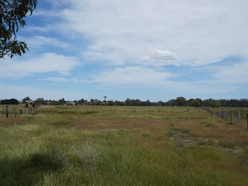 CA 43 45 5 Back Maffra Road, Sale VIC 3850