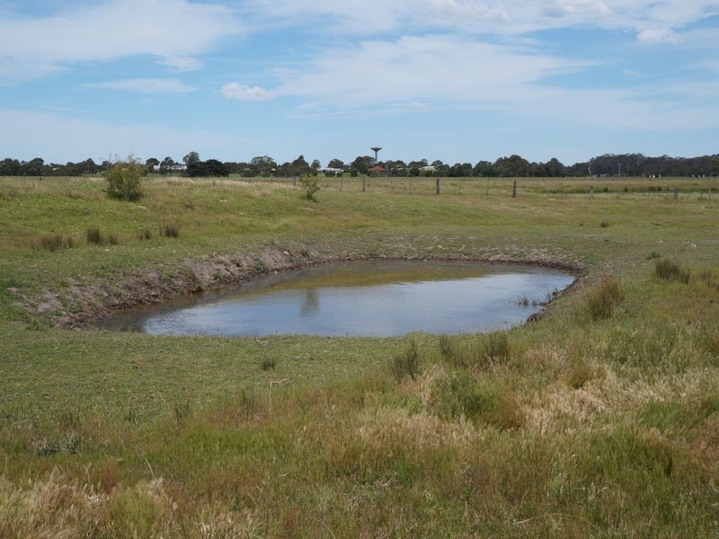 CA 43 45 5 Back Maffra Road, Sale VIC 3850