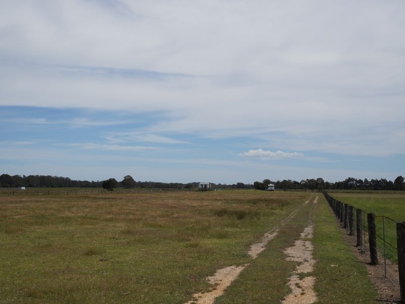 CA 43 45 5 Back Maffra Road, Sale VIC 3850