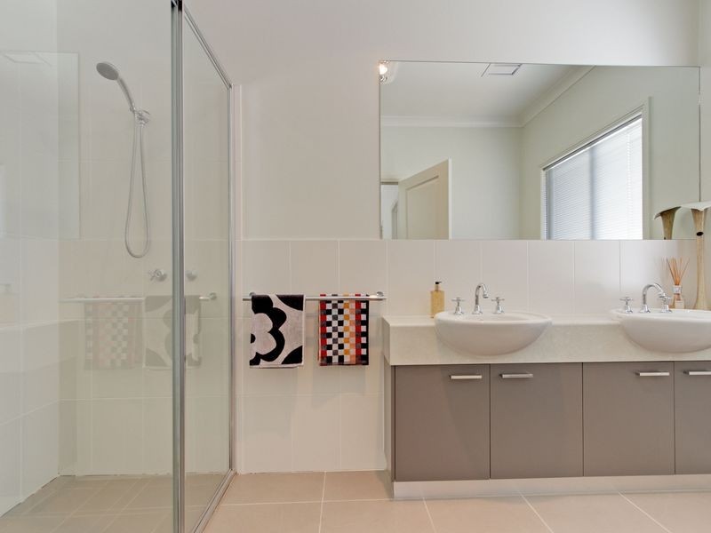 4 Mount View Road, Wurruk VIC 3850