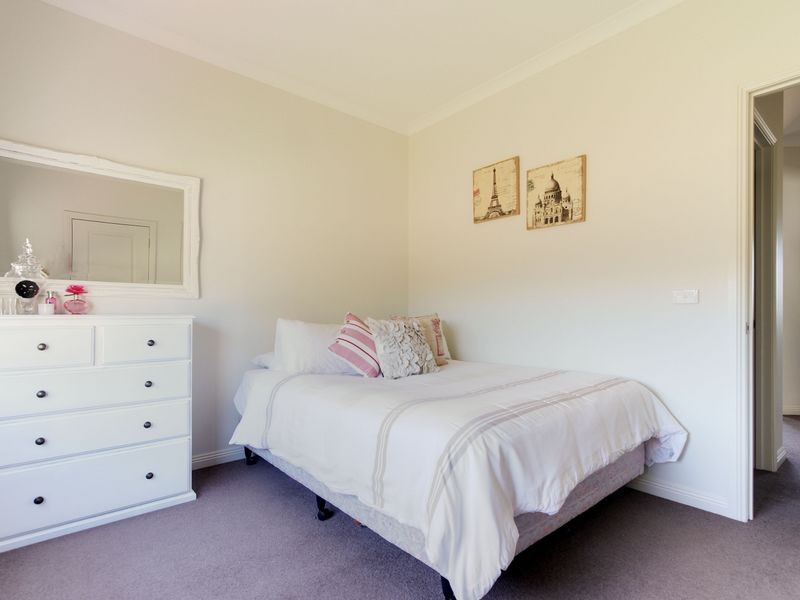 4 Mount View Road, Wurruk VIC 3850