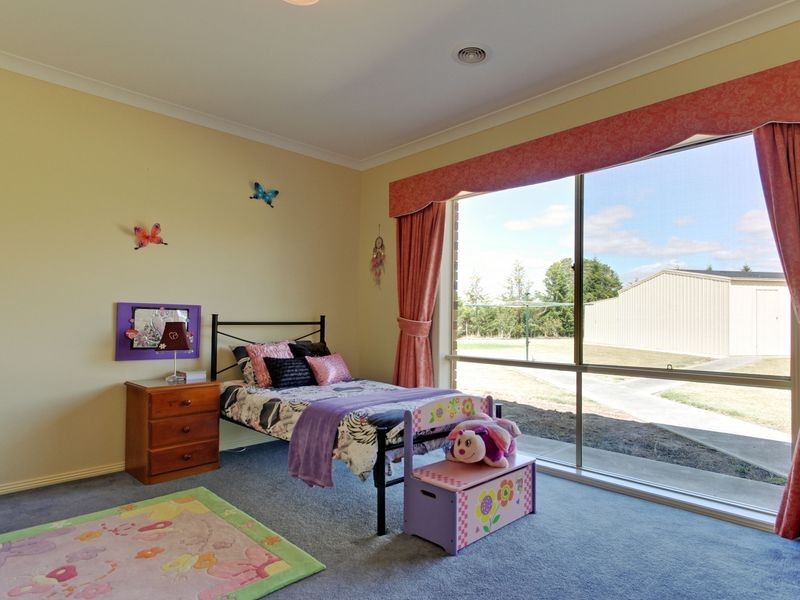 20 Rhodes Drive, Sale VIC 3850