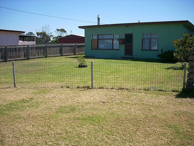 29 Davies Street, Seaspray VIC 3851