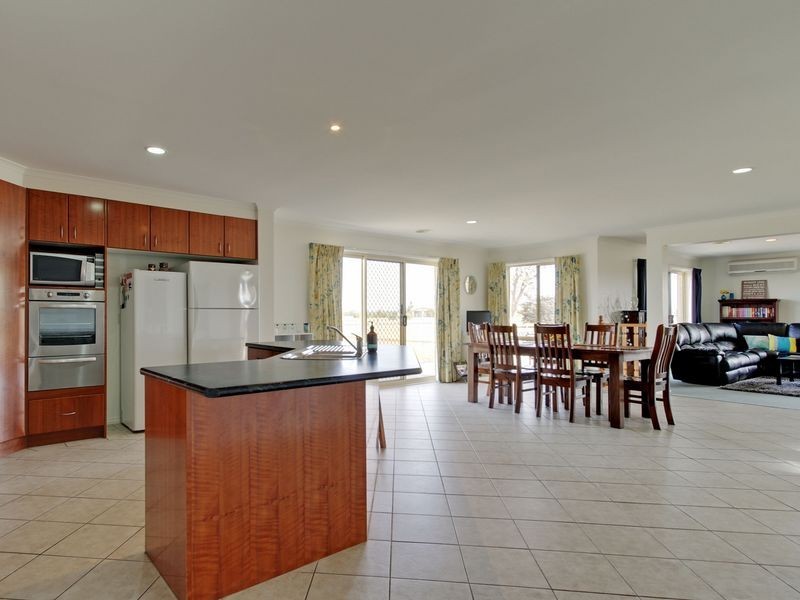 30 Avonlea Estate Road, Stratford VIC 3862