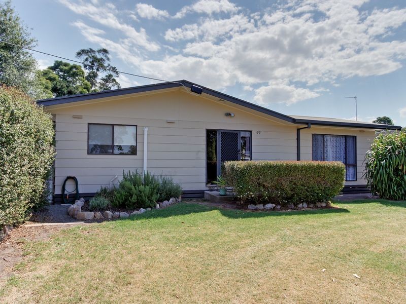 37 Wellsford Street, Stratford VIC 3862