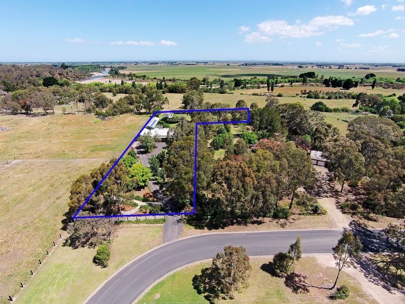 26 Thomson Street, Stratford VIC 3862
