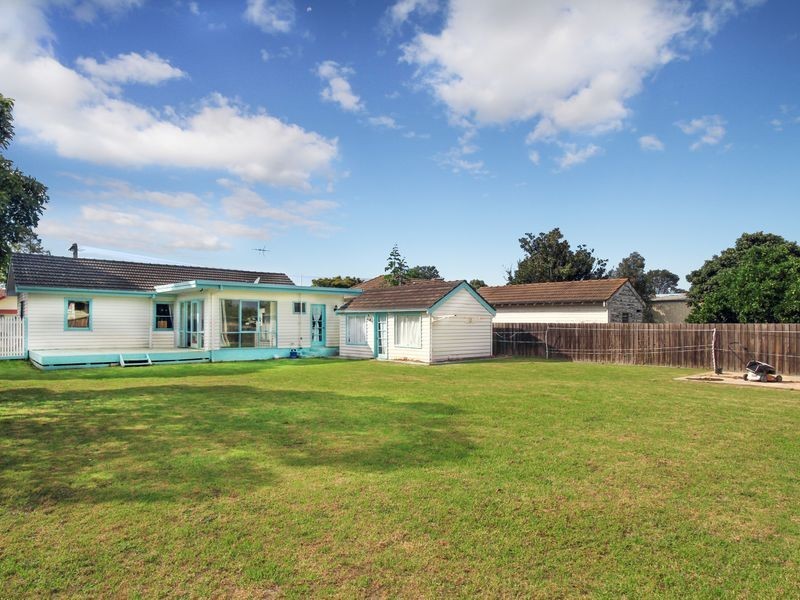 17 Templeton Street, Sale VIC 3850