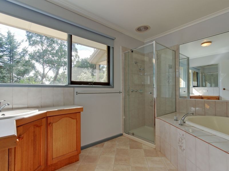 113 Seaspray Road, Longford VIC 3851