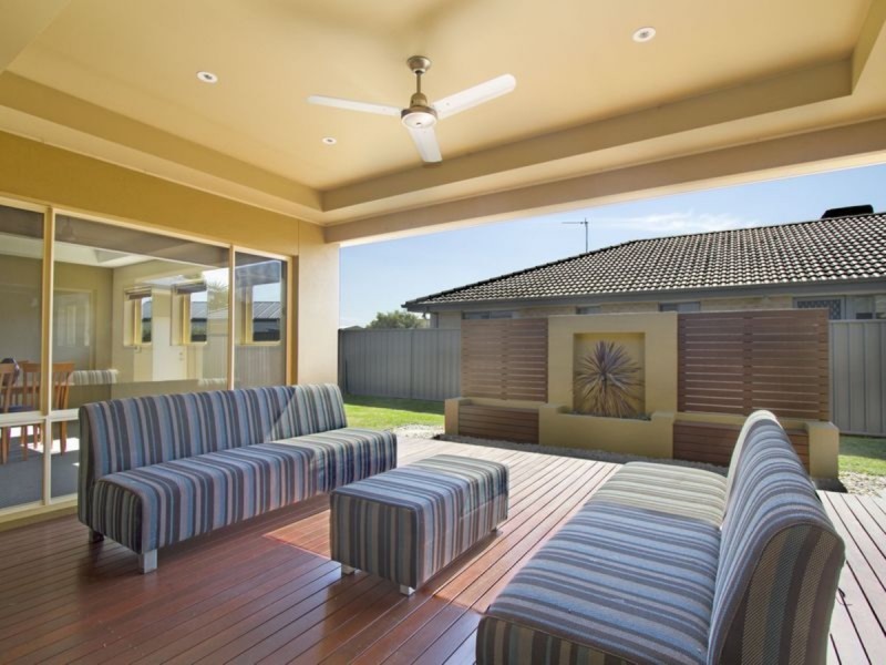 35 Dryden Place, Sale VIC 3850