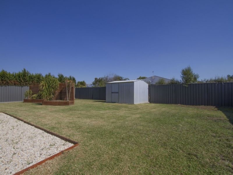 35 Dryden Place, Sale VIC 3850