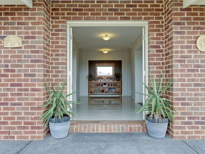 22 Counahan Drive, Wurruk VIC 3850