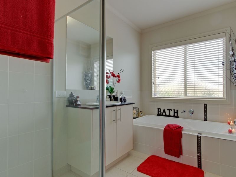 22 Counahan Drive, Wurruk VIC 3850