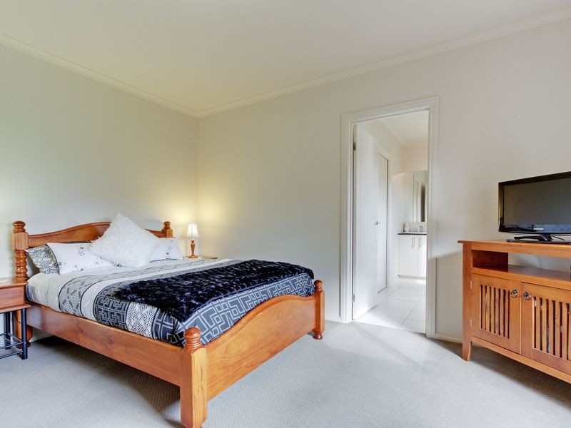 22 Counahan Drive, Wurruk VIC 3850