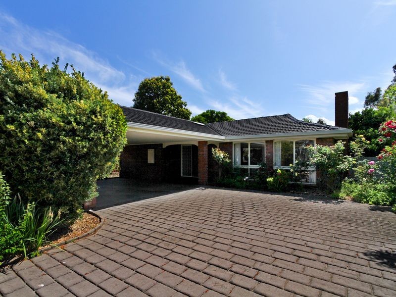 1 Heron Court, Sale VIC 3850