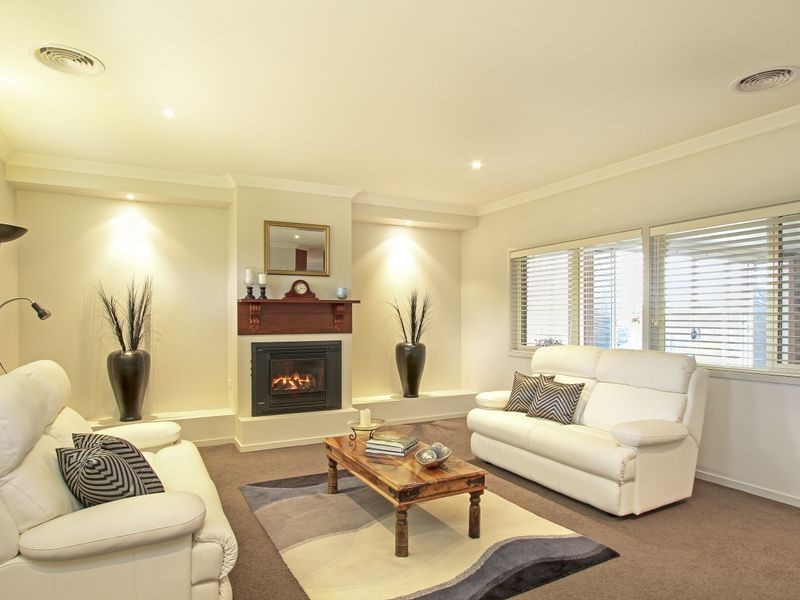 4 Finch Court, Wurruk VIC 3850