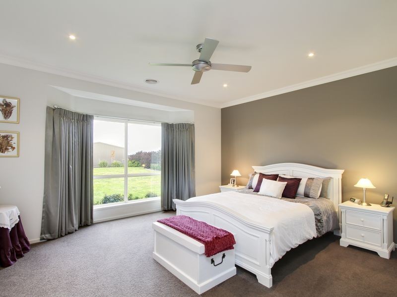 4 Finch Court, Wurruk VIC 3850