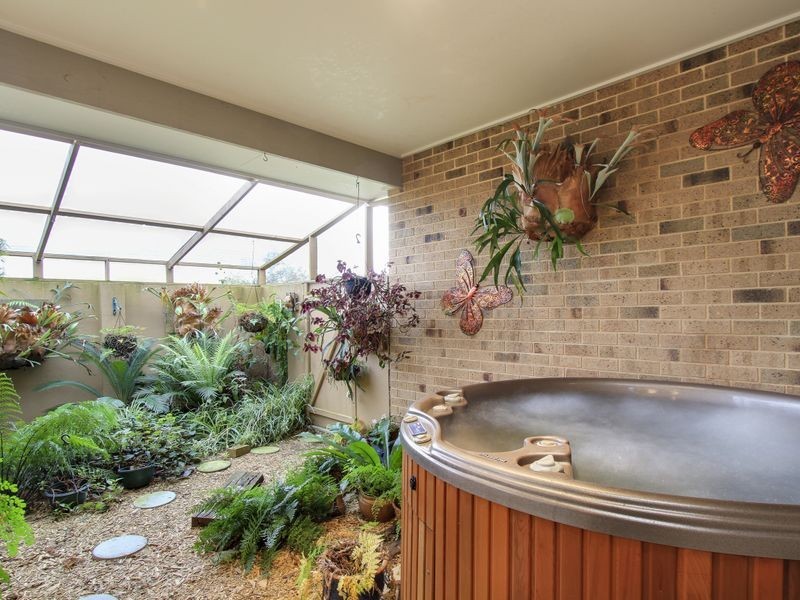 4 Finch Court, Wurruk VIC 3850