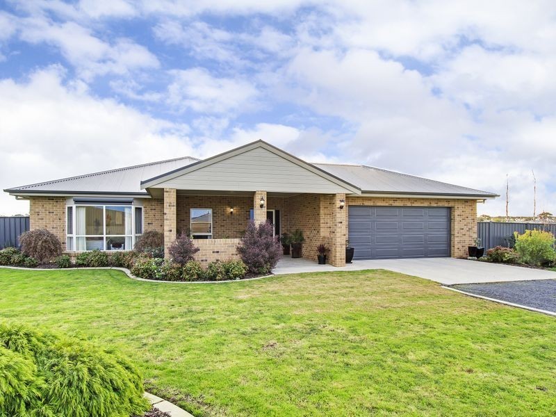 4 Finch Court, Wurruk VIC 3850