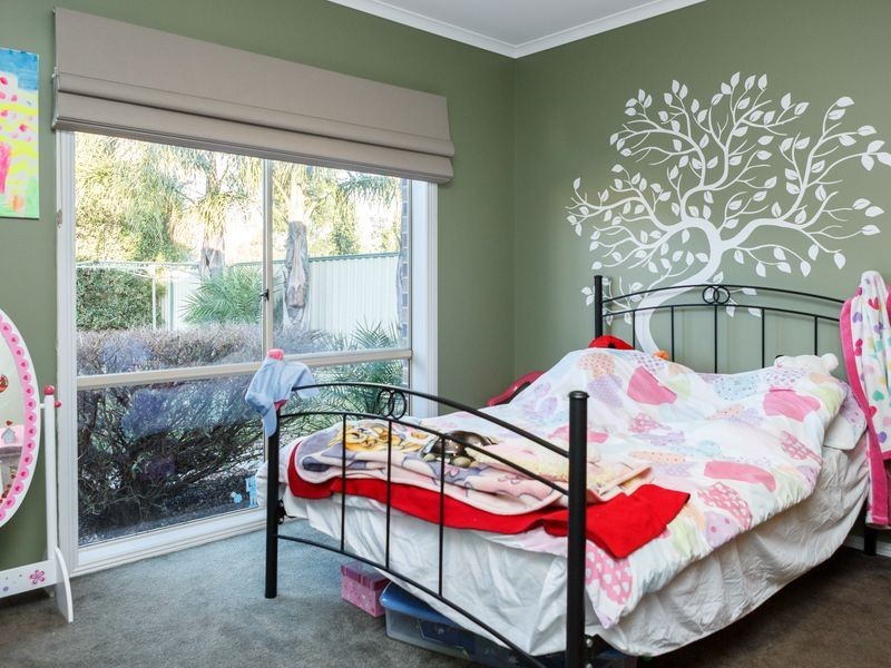 4 Gilchrist Court, Stratford VIC 3862