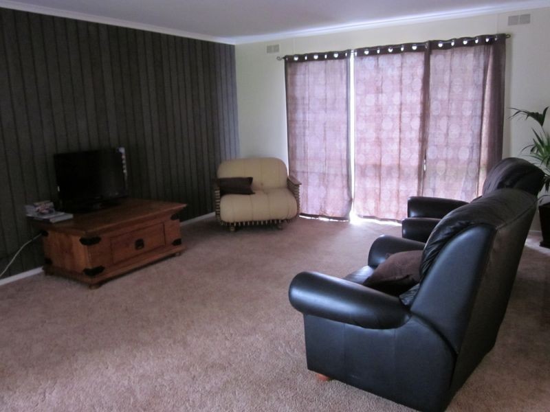 37 Wellsford Street, Stratford VIC 3862