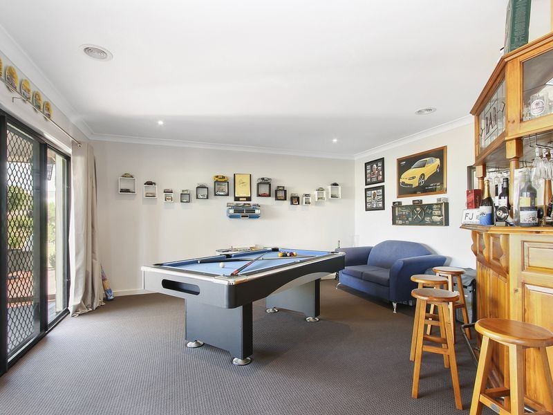 33 Blackburn Street, Stratford VIC 3862