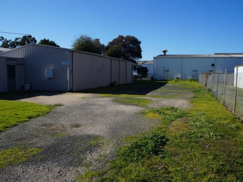 2 Invictus Court, Sale VIC 3850