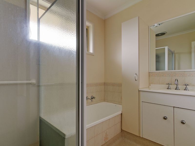 2/242A Raglan Street, Sale VIC 3850