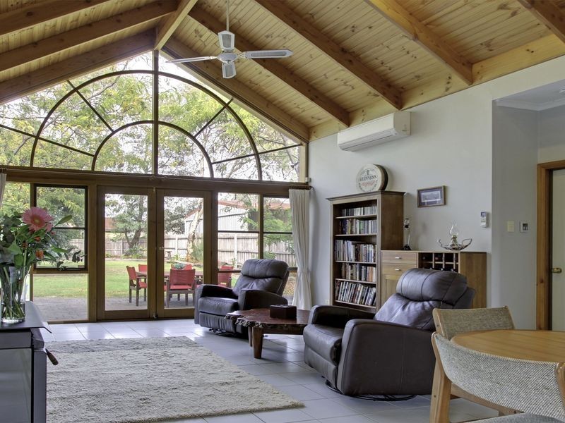 12 Bolden Street, Stratford VIC 3862