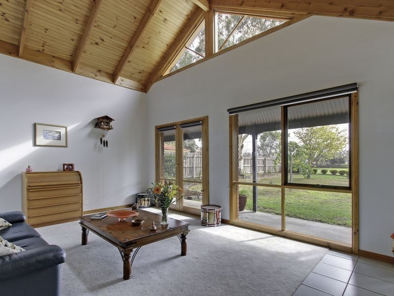 12 Bolden Street, Stratford VIC 3862