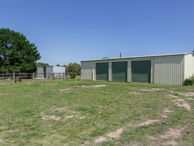 151 Newton Drive, Stratford VIC 3862