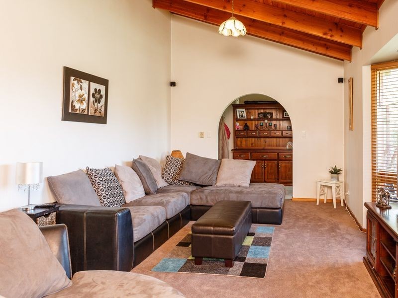 151 Newton Drive, Stratford VIC 3862