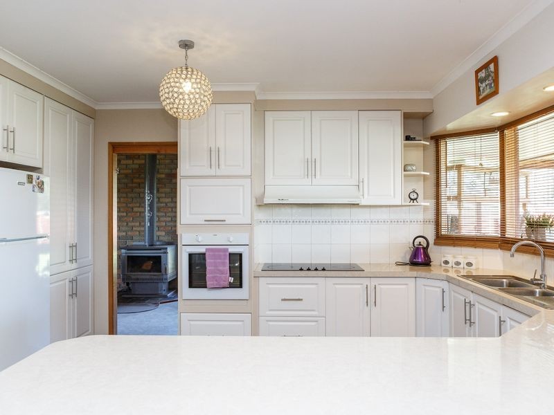 151 Newton Drive, Stratford VIC 3862