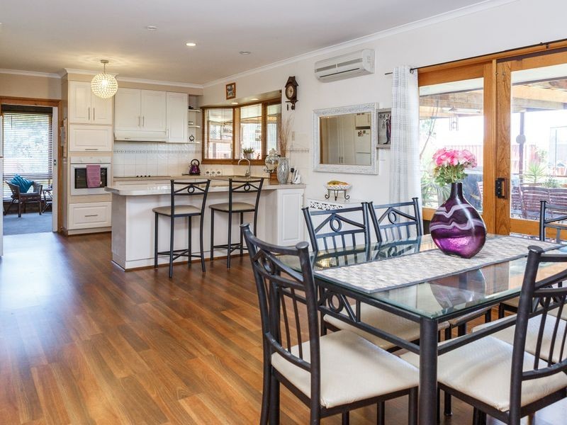 151 Newton Drive, Stratford VIC 3862