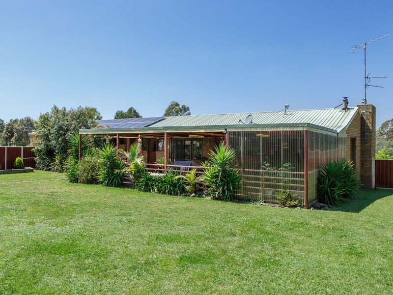 151 Newton Drive, Stratford VIC 3862