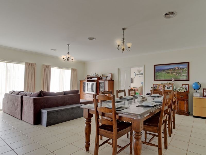 5 Ducret Court, Stratford VIC 3862