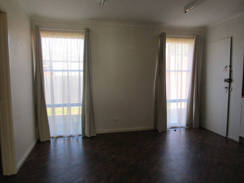 44 Jackson Avenue, Sale VIC 3850