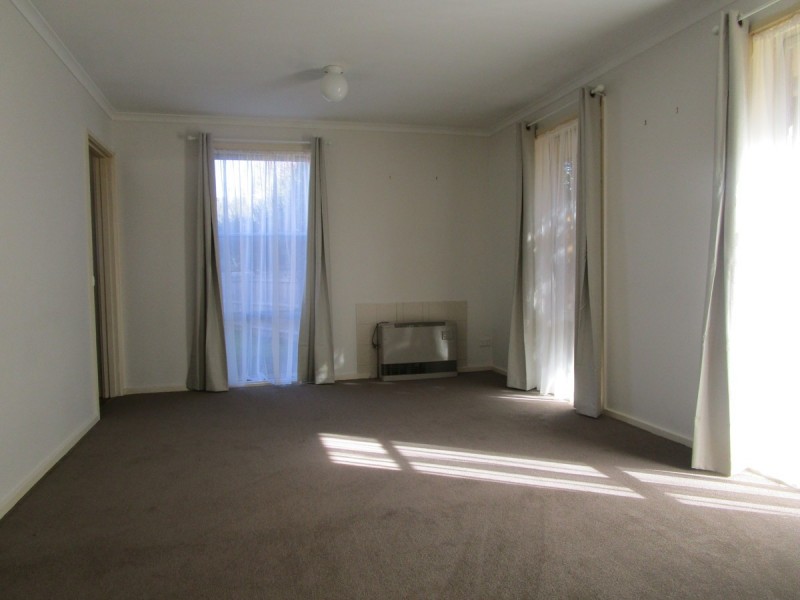 44 Jackson Avenue, Sale VIC 3850