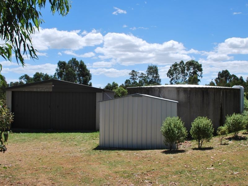 25 Newton Drive, Stratford VIC 3862