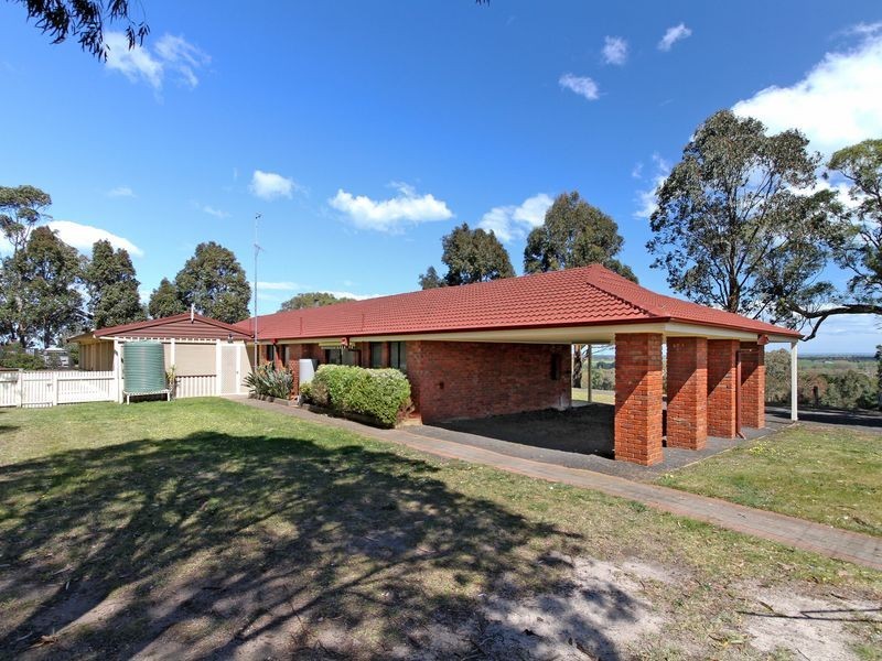 25 Newton Drive, Stratford VIC 3862