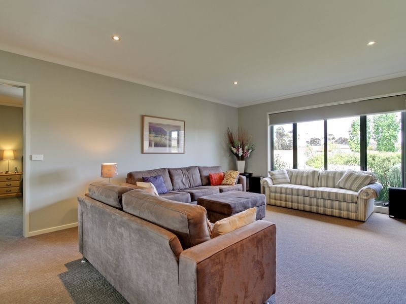 8 Ducret Court, Stratford VIC 3862