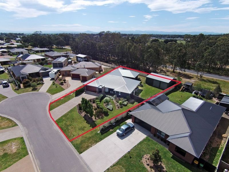 8 Ducret Court, Stratford VIC 3862
