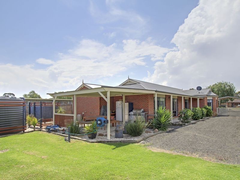 14 Buckley Street, Stratford VIC 3862