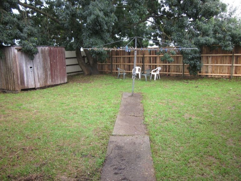 35 Jackson Avenue, Sale VIC 3850