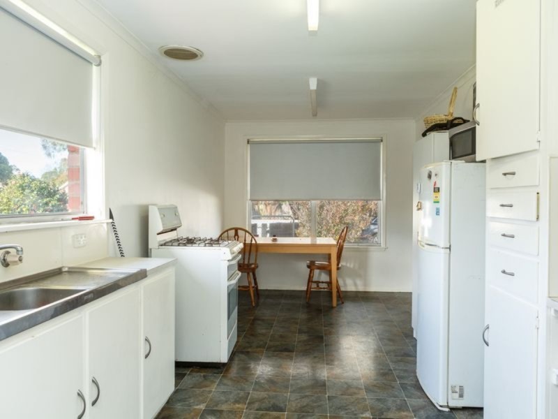 6 Dugan Street, Sale VIC 3850