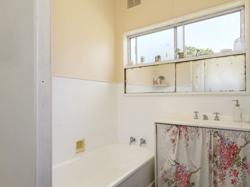 169 Llowalong Estate Road, Llowalong VIC 3862