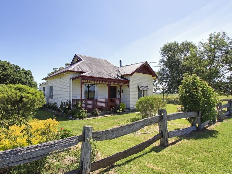 169 Llowalong Estate Road, Llowalong VIC 3862