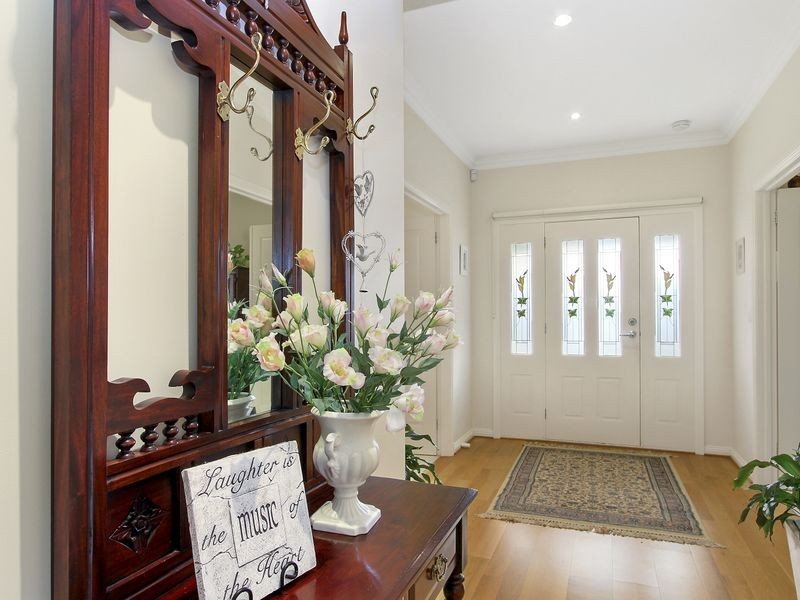 4 Spoonbill Place, Sale VIC 3850