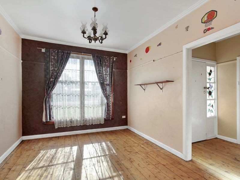 18 Dixon Street, Stratford VIC 3862