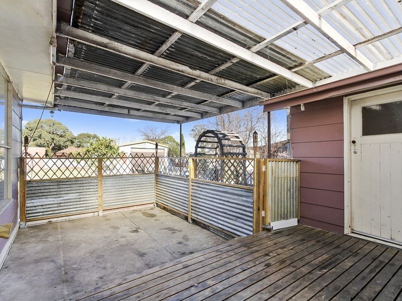 18 Dixon Street, Stratford VIC 3862