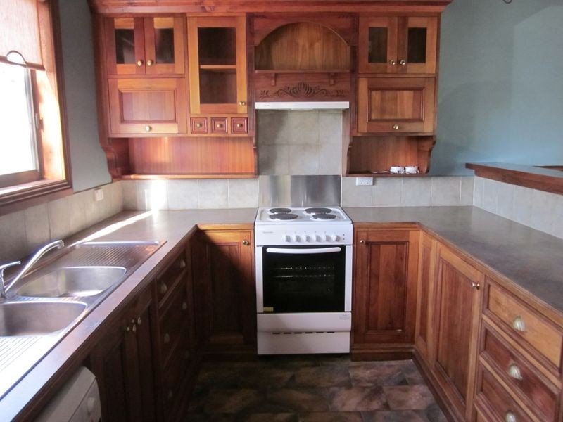 10 Raymond Street, Stratford VIC 3862